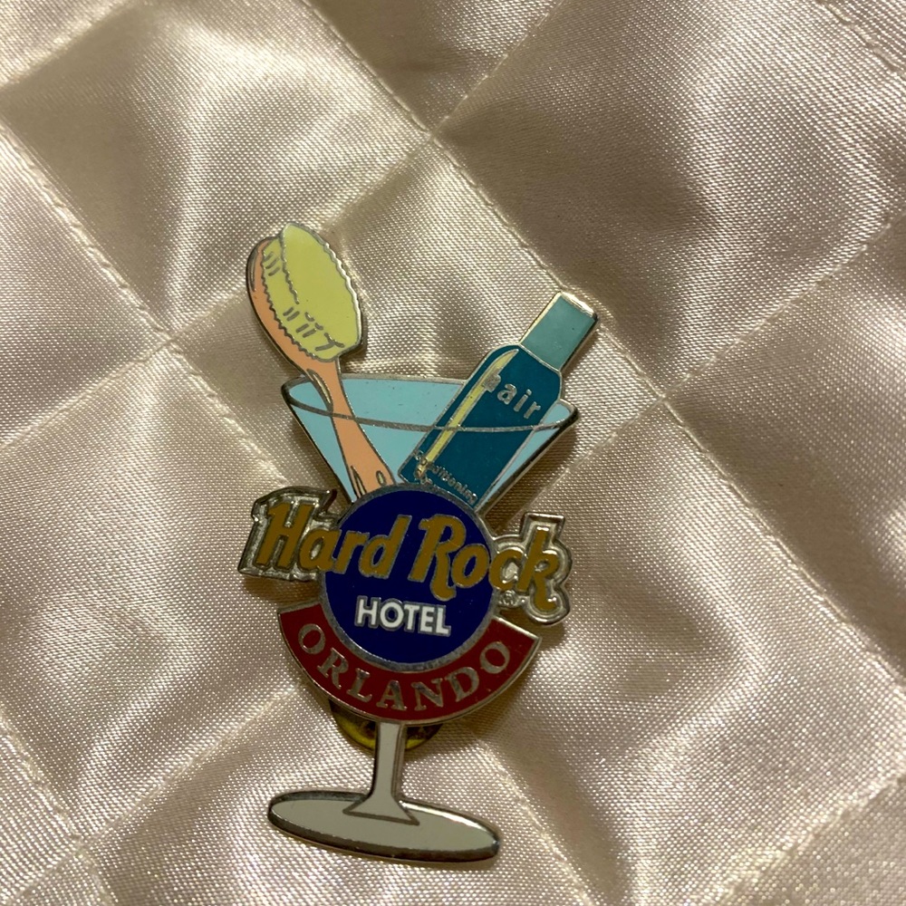 Hard rock pin lot of 12 pins